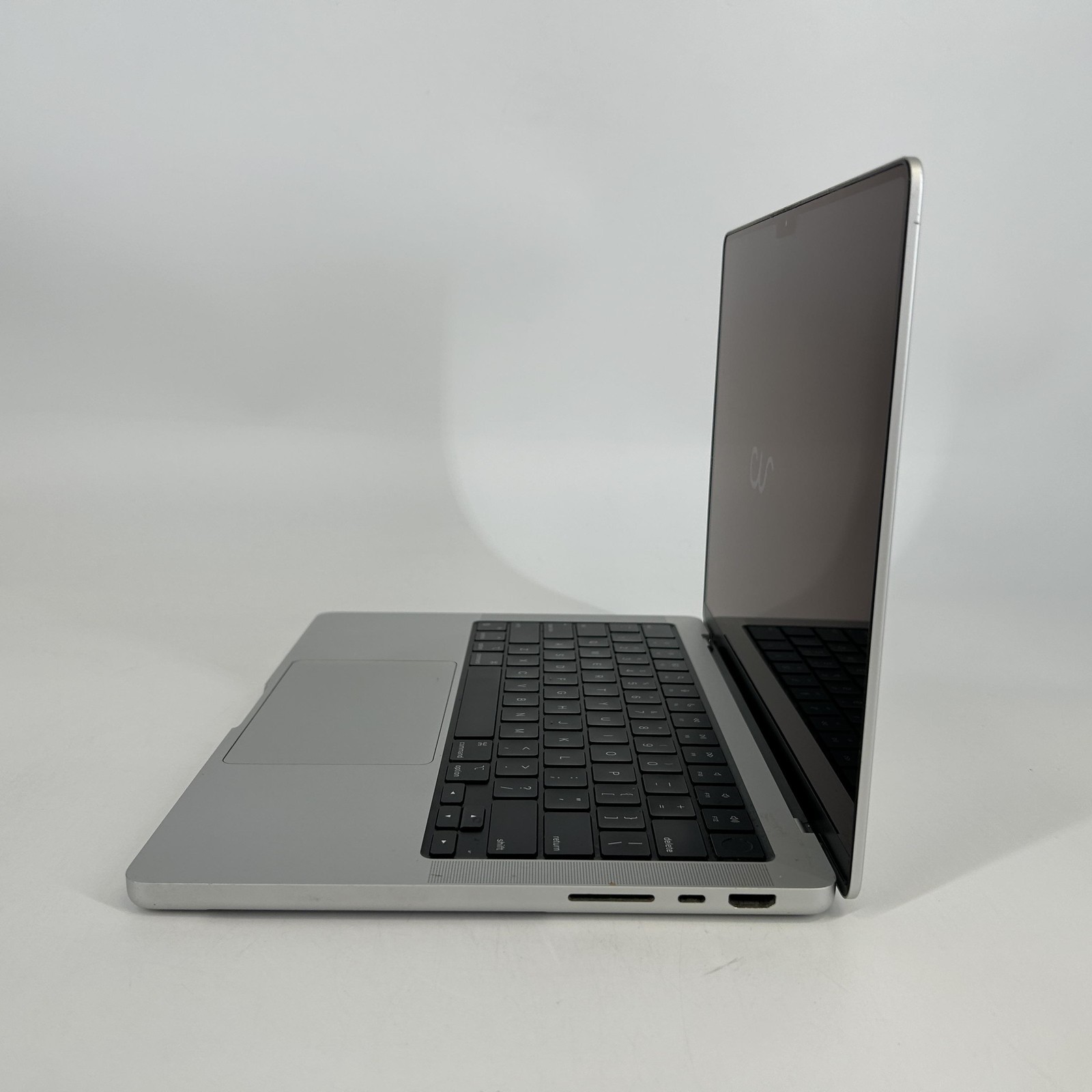 MacBook Pro 14 2021 M1 Pro 8-Core CPU 14-Core GPU 32GB 512GB Silver Good