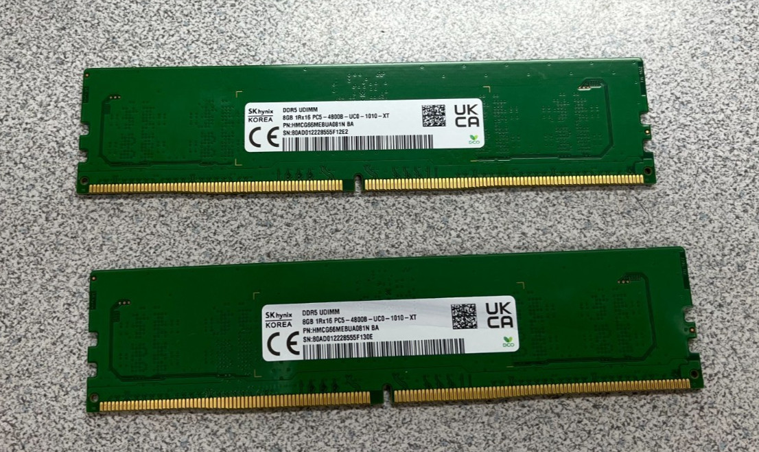 SK Hynix RAM 8GB DDR5 UDIMM PC5-4800B-UCD-1010 HMCG66MEBUA081N, ship today
