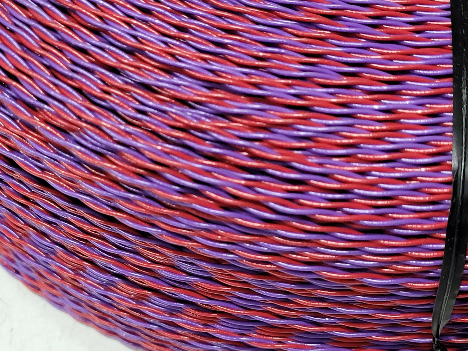 General Cable Distribution Frame Wire Tight Twist 24AWG 5000′ Violet / Red