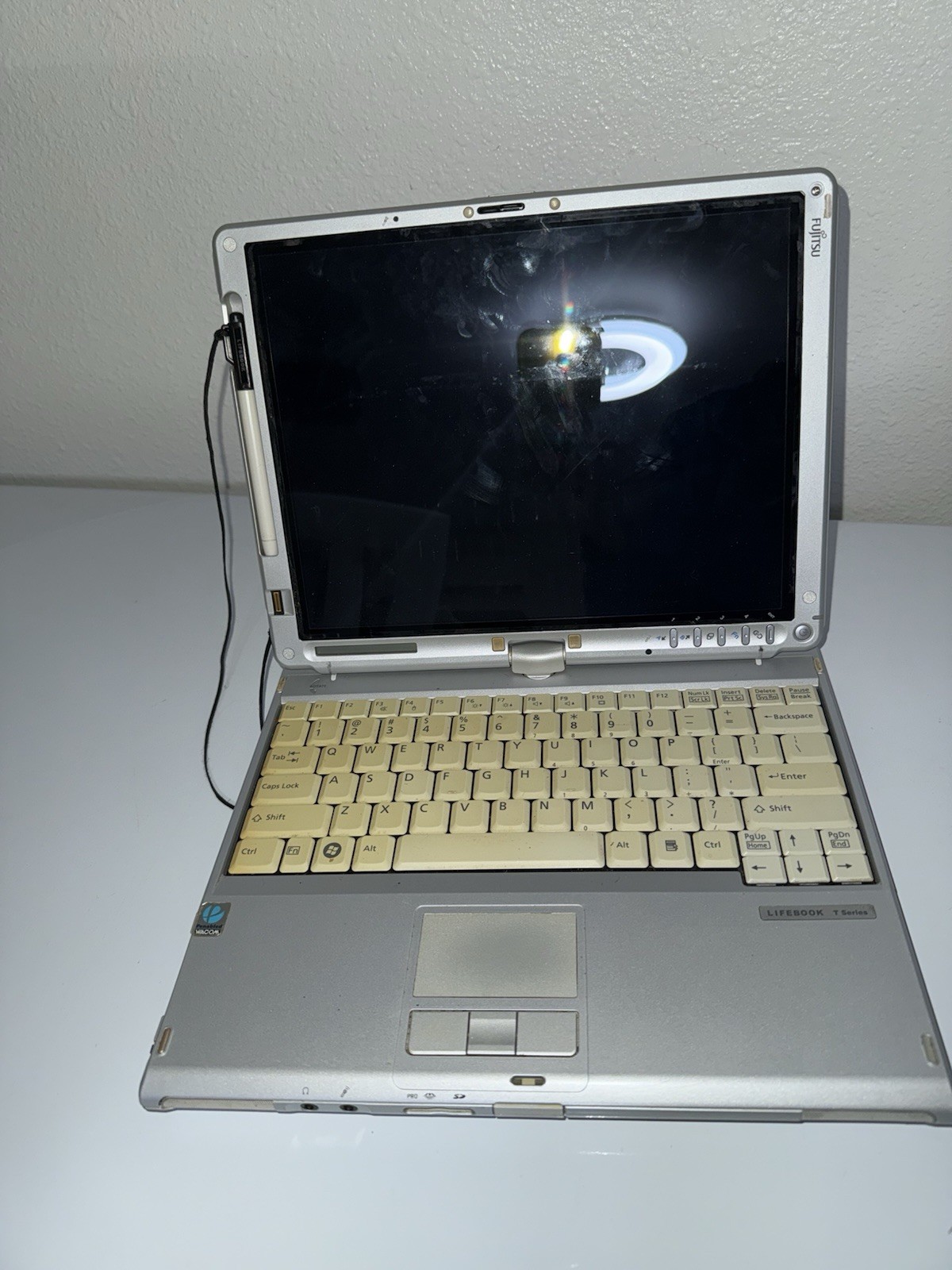 Fujitsu Lifebook T4220 Core 2 Duo T7500 / 3GB / NO HDD Tablet PC Pen Boots only