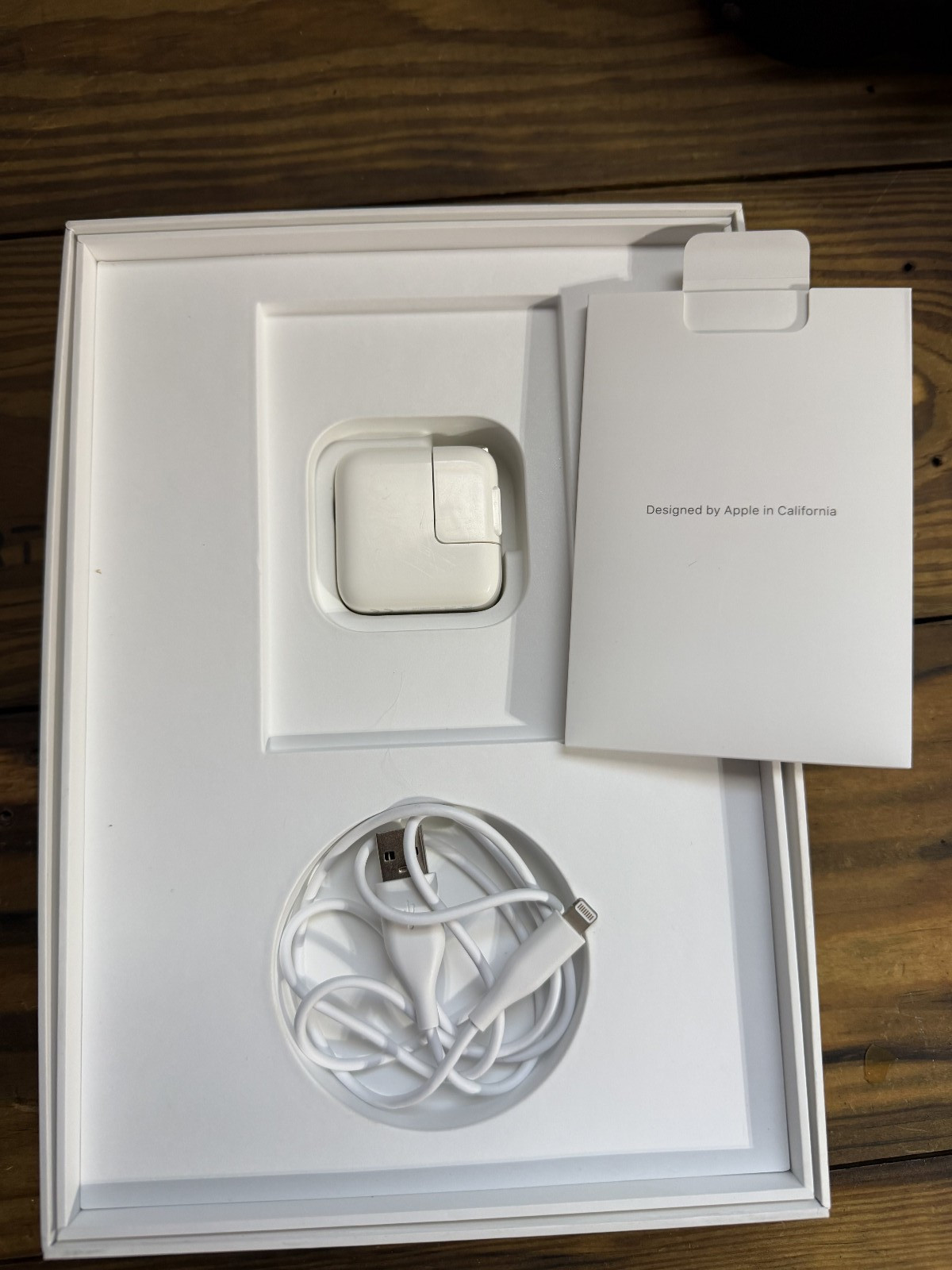 Apple iPad Air 2 – Model A1567 – 64GB – 9.7in – Cellular & WIFI