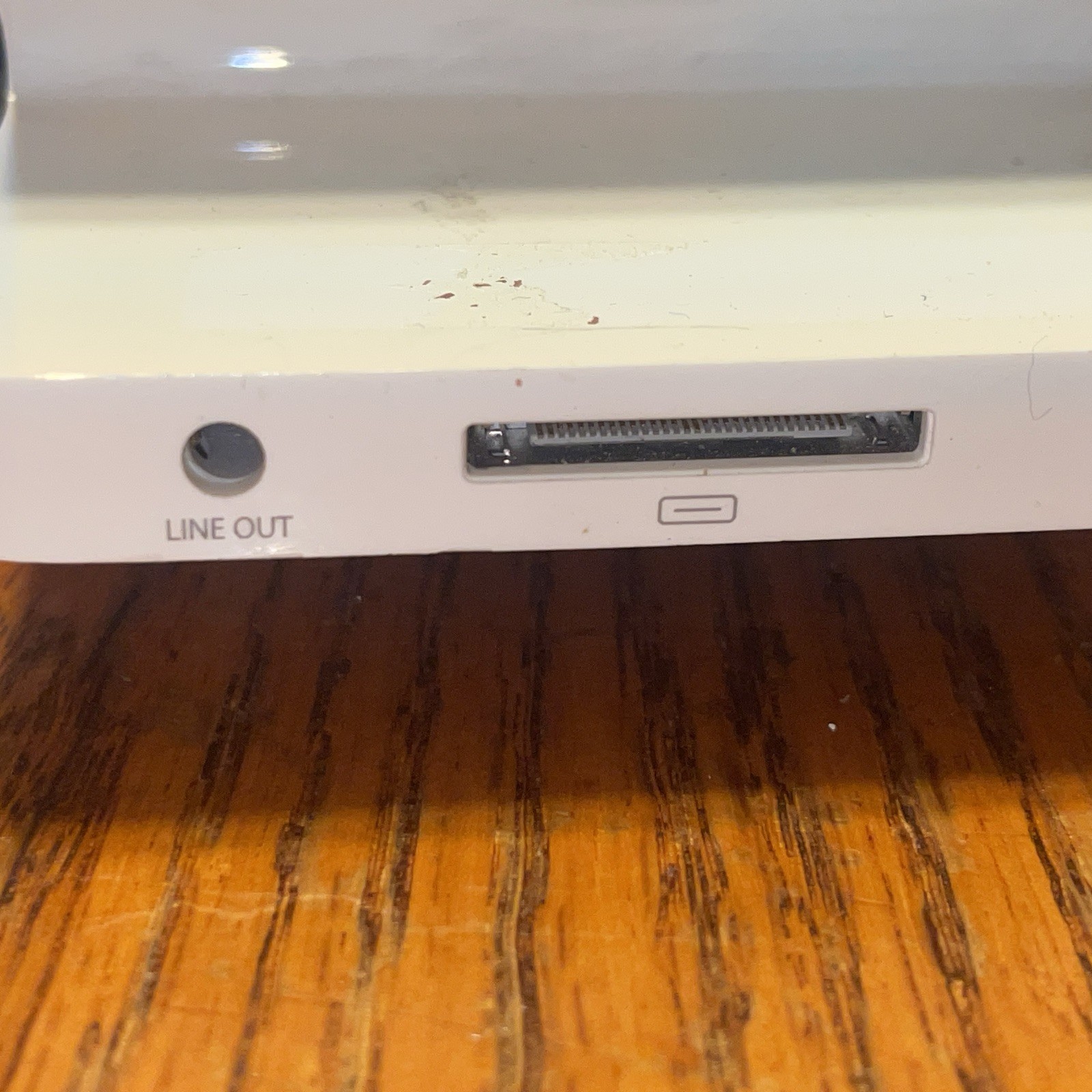 Genuine Apple iPad Keyboard Dock A1359 for iPad 1st 2nd 3rd Generation 30-Pin