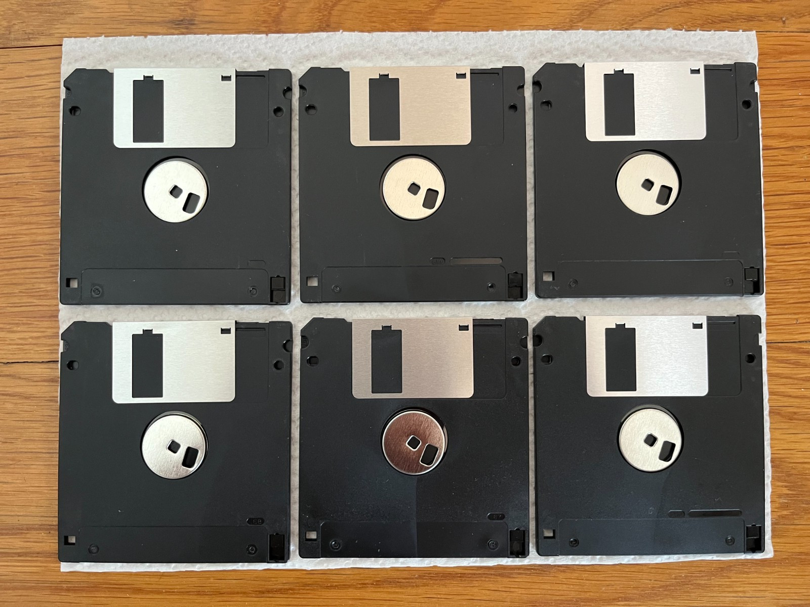 Lot of 6 Vintage Sony Blank (Never Used) Floppy Disks 3.5″