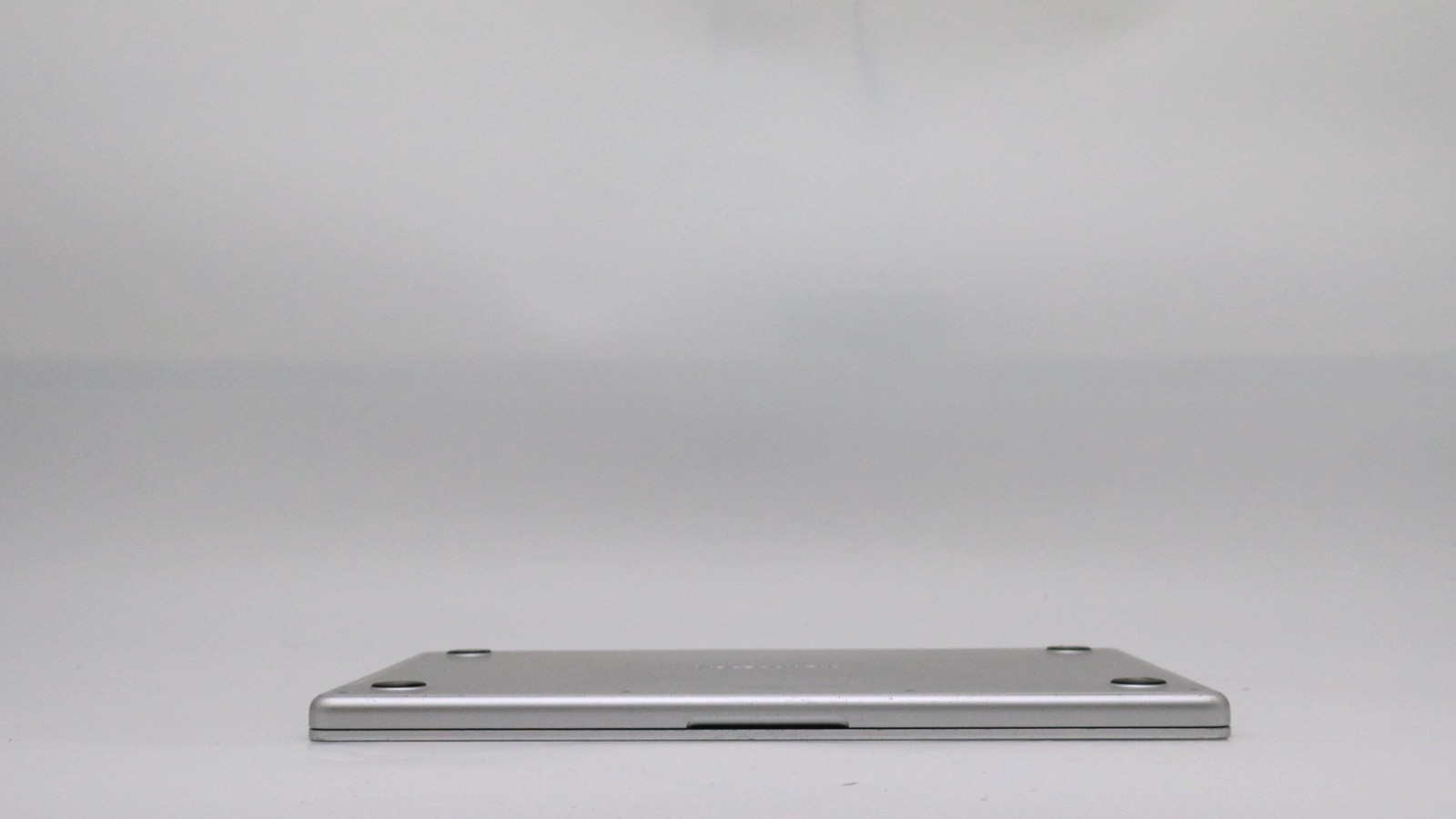 Apple Macbook Pro 14″ M1 Pro 8-Core 16GB 512GB – Good READ DESC