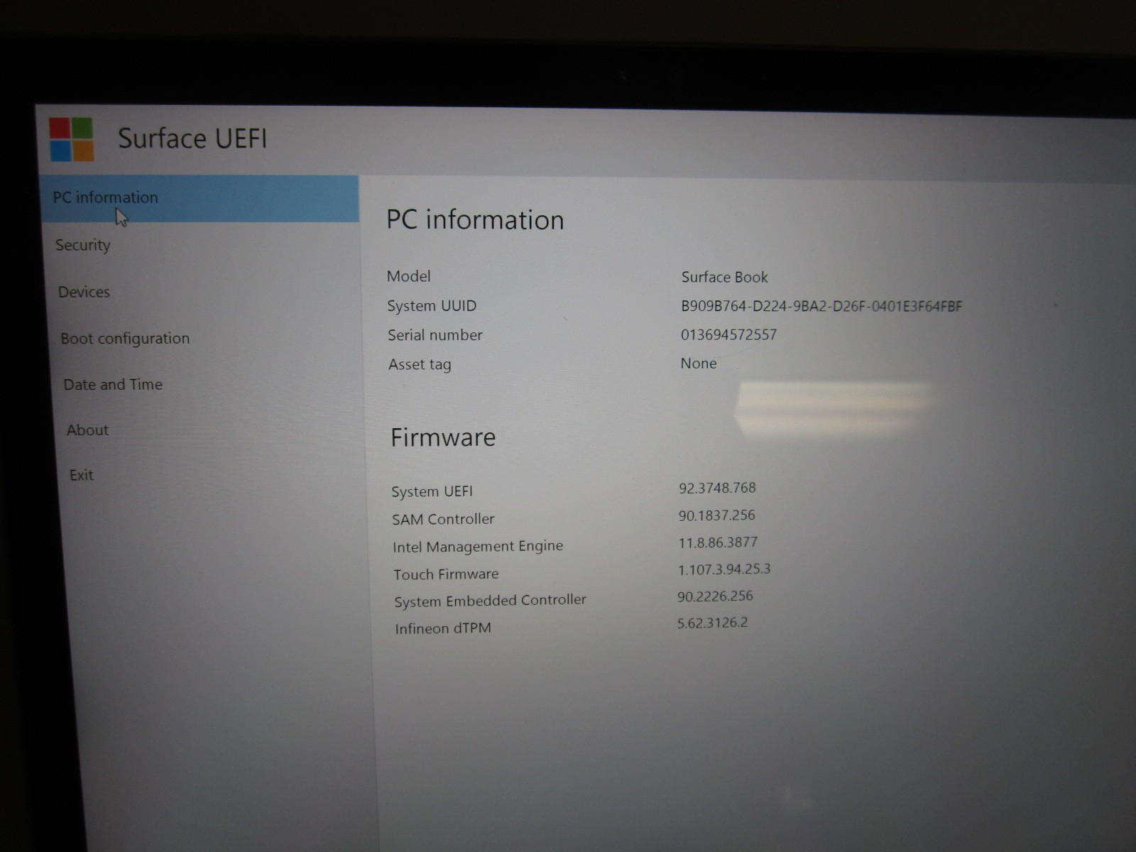 Microsoft Surface Book Gen 1 (FOR PARTS, READ DESC)