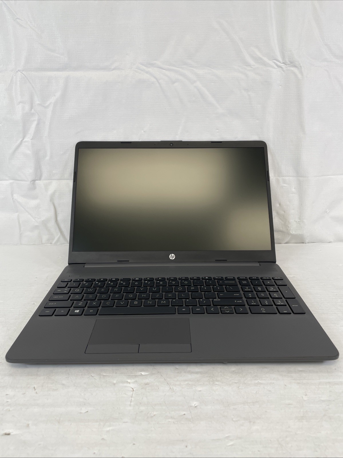 HP 255 G8 15.6″ Laptop AMD 3020e 1.2GHz 4GB RAM 128GB SSD Radeon Vega Windows 11
