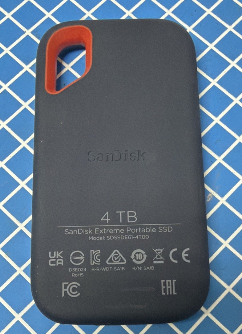 SanDisk Extreme V2 4TB USB-C Portable External SSD (SDSSDE61-4T00-G25)
