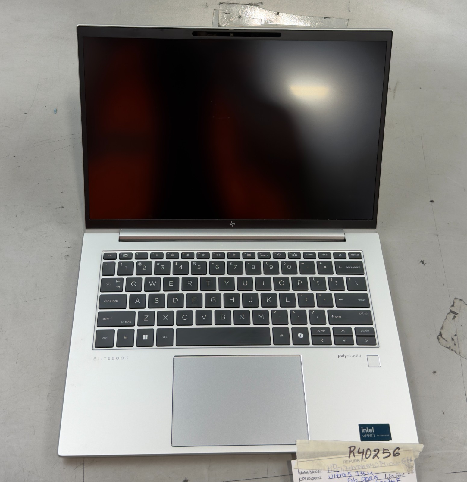 HP Elitebook 840 G11 Ultra 5 135U / 0GB RAM / NO SSD -RL6221