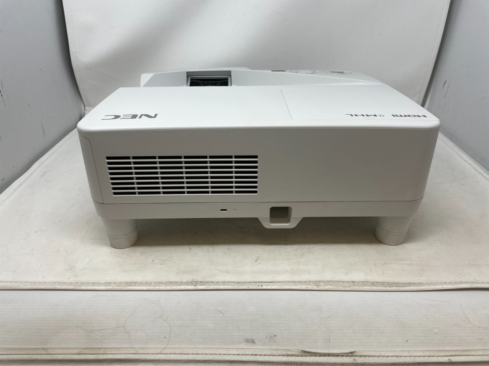 NEC NP-UM351W Ultra Short Throw Projector w/ Backplate, Under 1650 Lamp Hours