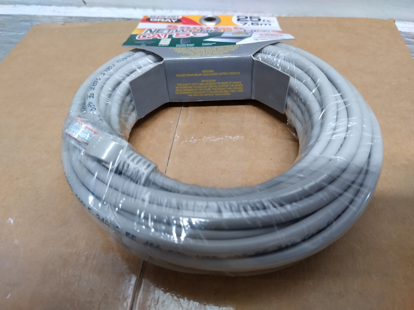 Sonitek 25 Ft. Gray Gold Plated Copper Contacts CAT-5E Computer Networking Cable