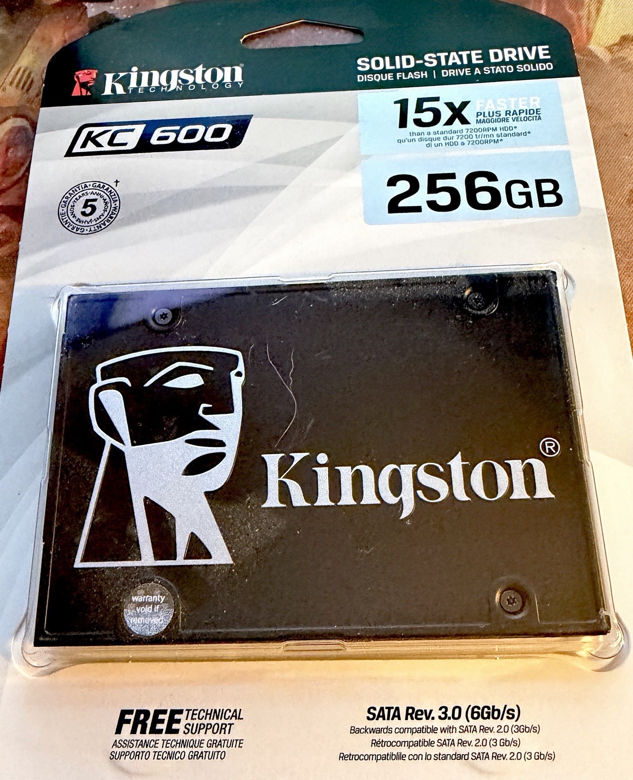 Kingston KC600 256GB 2.5 in SATA III Internal SSD (SKC600/256G) ***NEW***