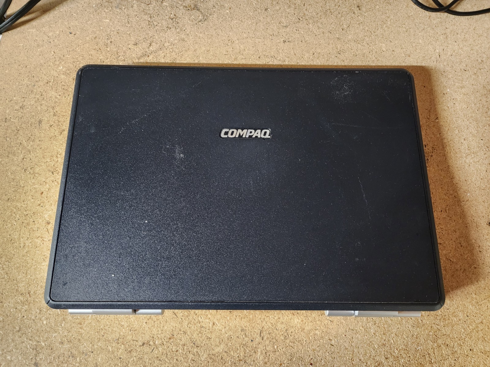 Compaq Presario V2000 AMD Sempron 1.8GHz 512MB RAM No HDD/OS/Caddy Radeon GPU