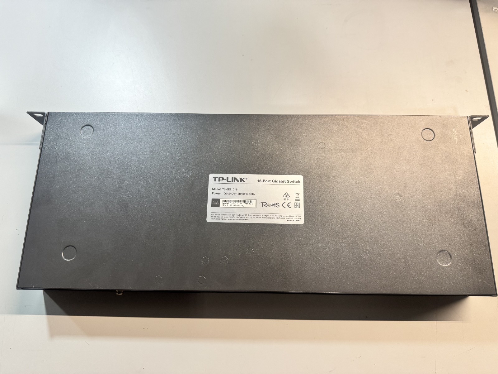 TP-Link TL-SG1016