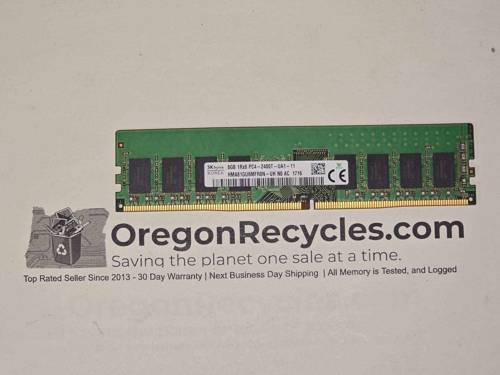 SK hynix 8GB DDR4-PC4-17000U (DDR4-2133) Dual Rank Non-ECC UDIMM RAM HMA41GU6AFR