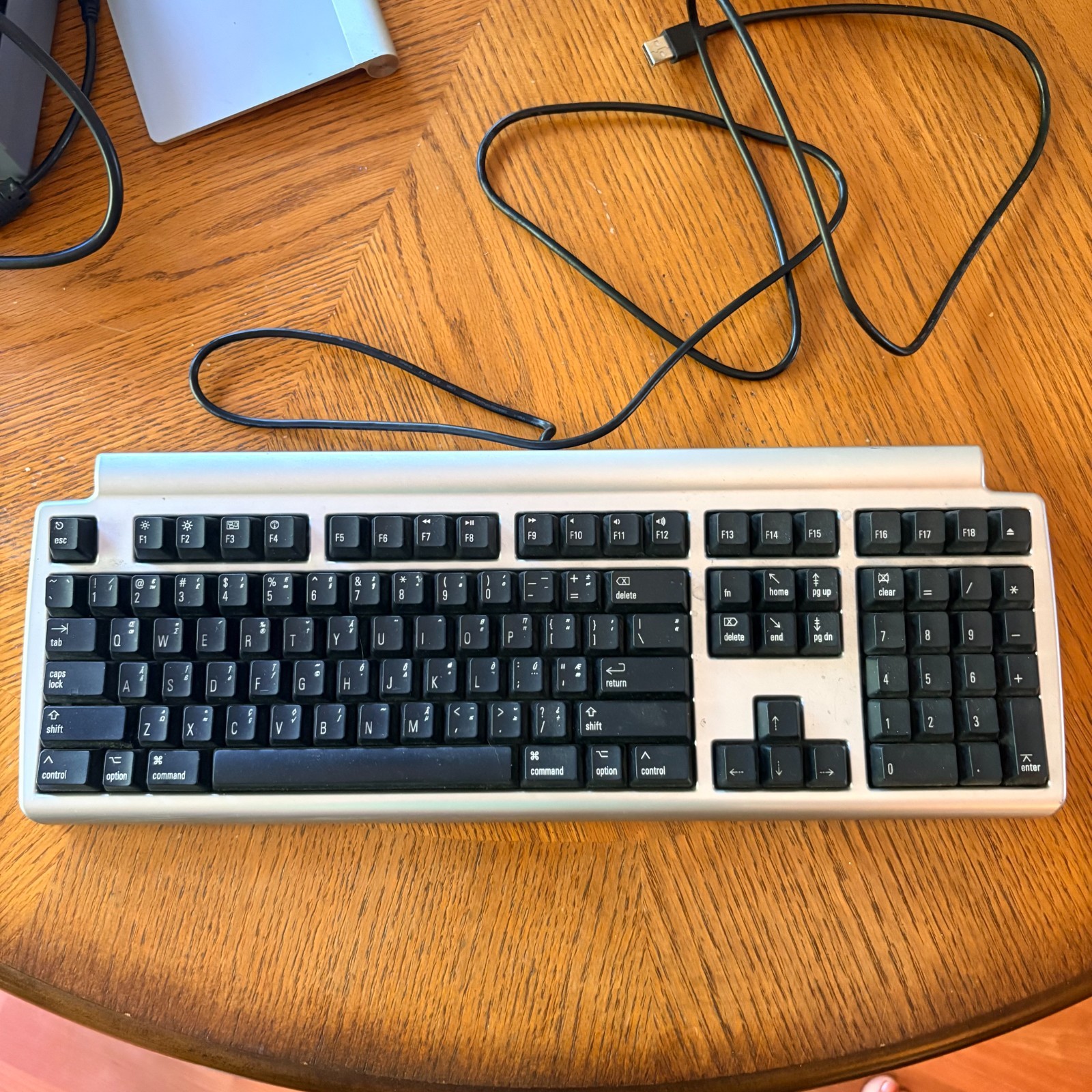 Matias Quiet Pro Wired Mac Keyboard Quiet Click FK302Q Tactile USB