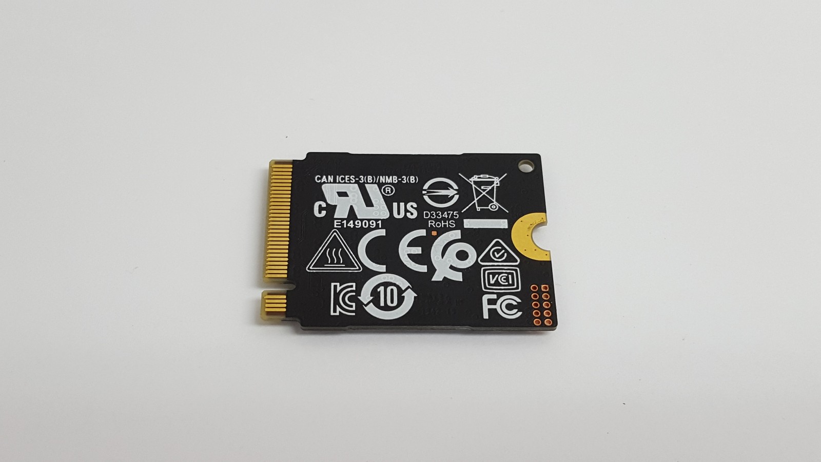 Samsung PM991 MZ-9LQ256A 256 GB NVMe 30mm Solid State Drive