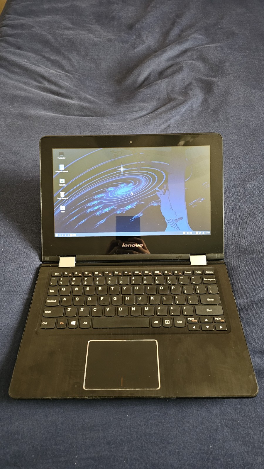 Lenovo Flex 3 11.6in screen, 4gb Ram, 300gb HDD, Battery Works, Connects To Wifi