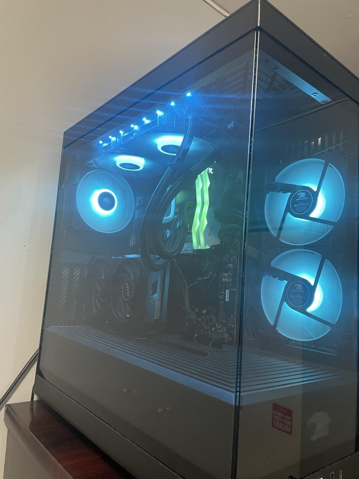 Black Prebuilt Pc: 13th Gen Intel(R) Core(TM) i7-13700F 32GB RTX 4060 Ti NVIDIA