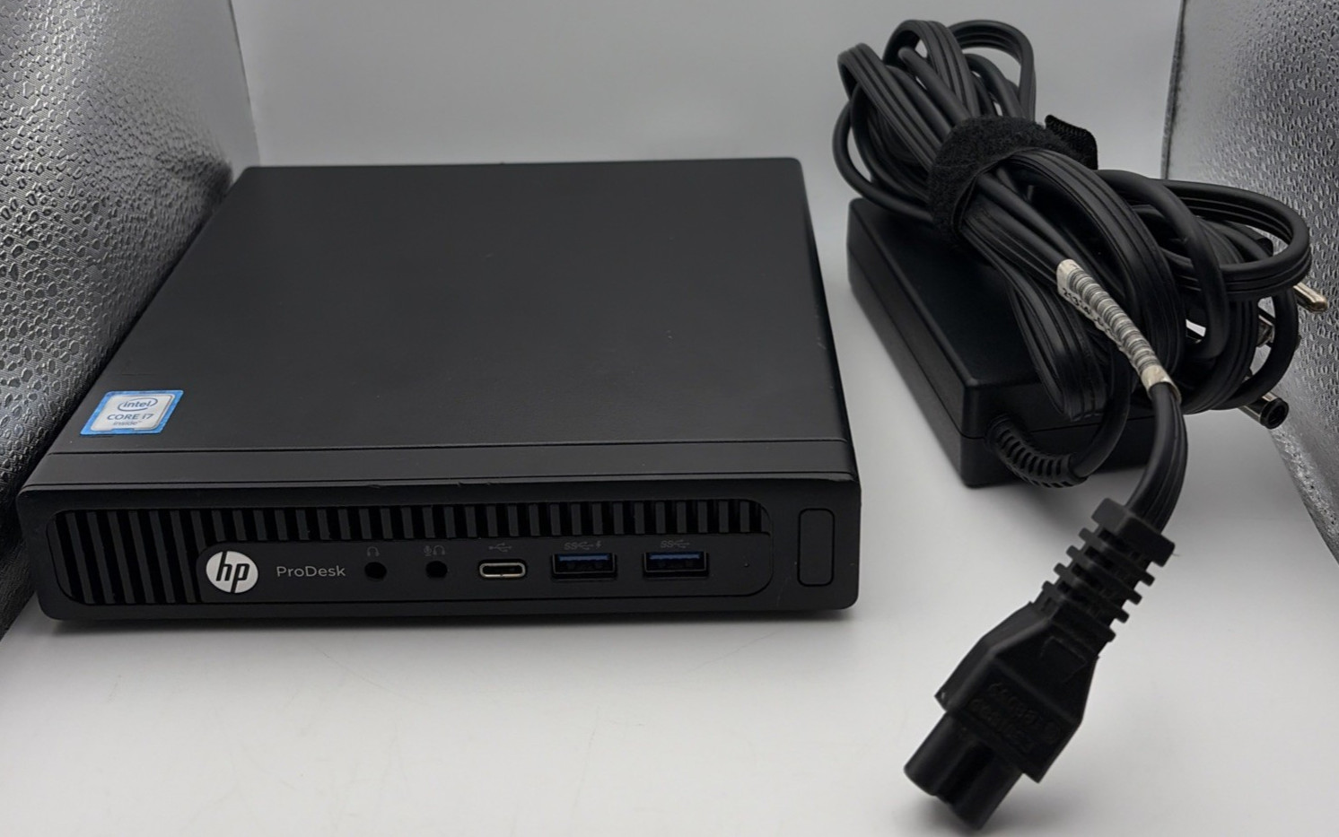 HP ProDesk 600 G2 Core i7-6700T 2.8GHz – 16GB RAM – 128GB SSD