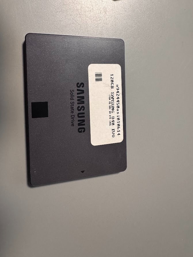 Samsung 2.5″ 840 EVO 120GB