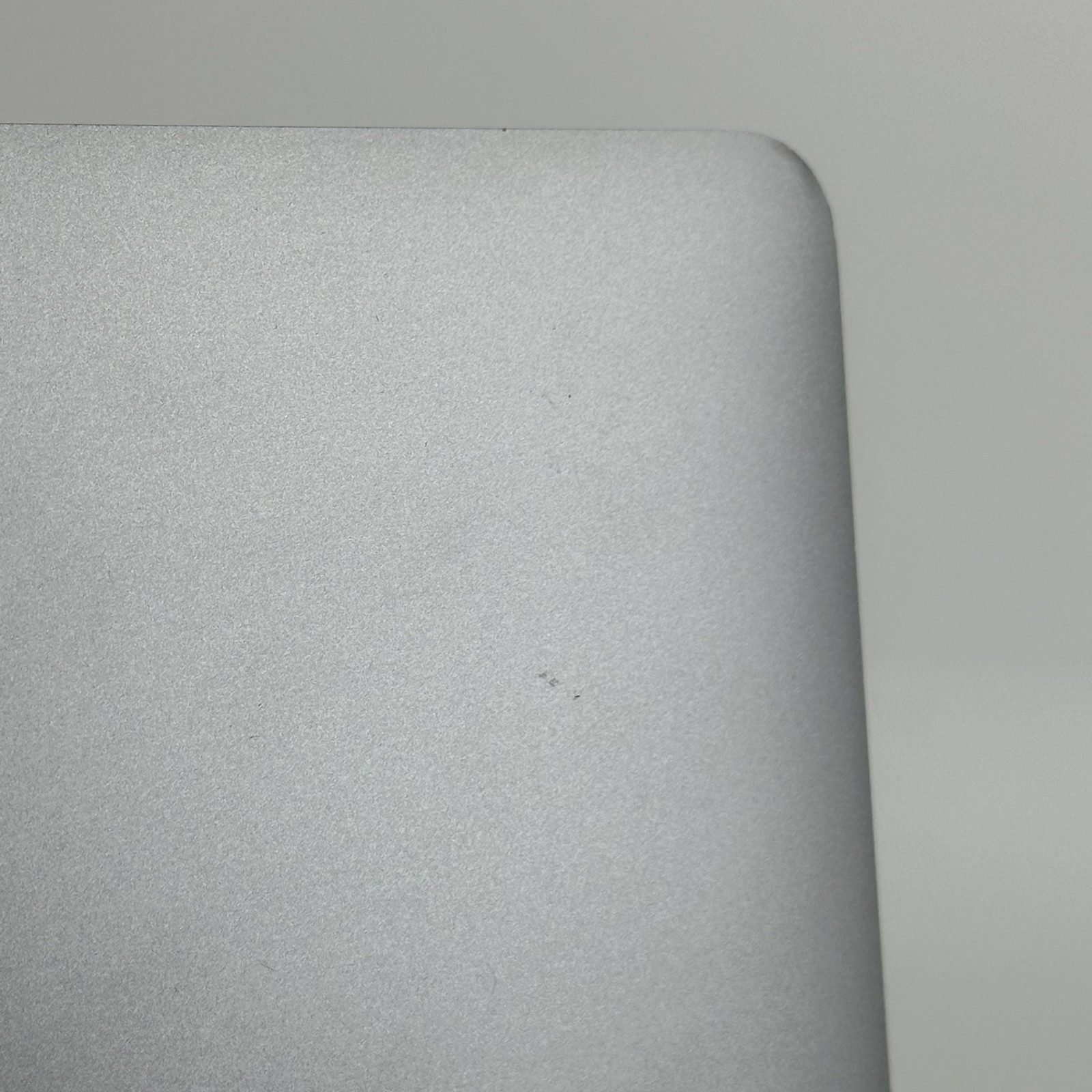 MacBook Pro 16 Touch Bar Space Gray 2019 2.3GHz i9 32GB 1TB SSD Radeon Pro 5500M