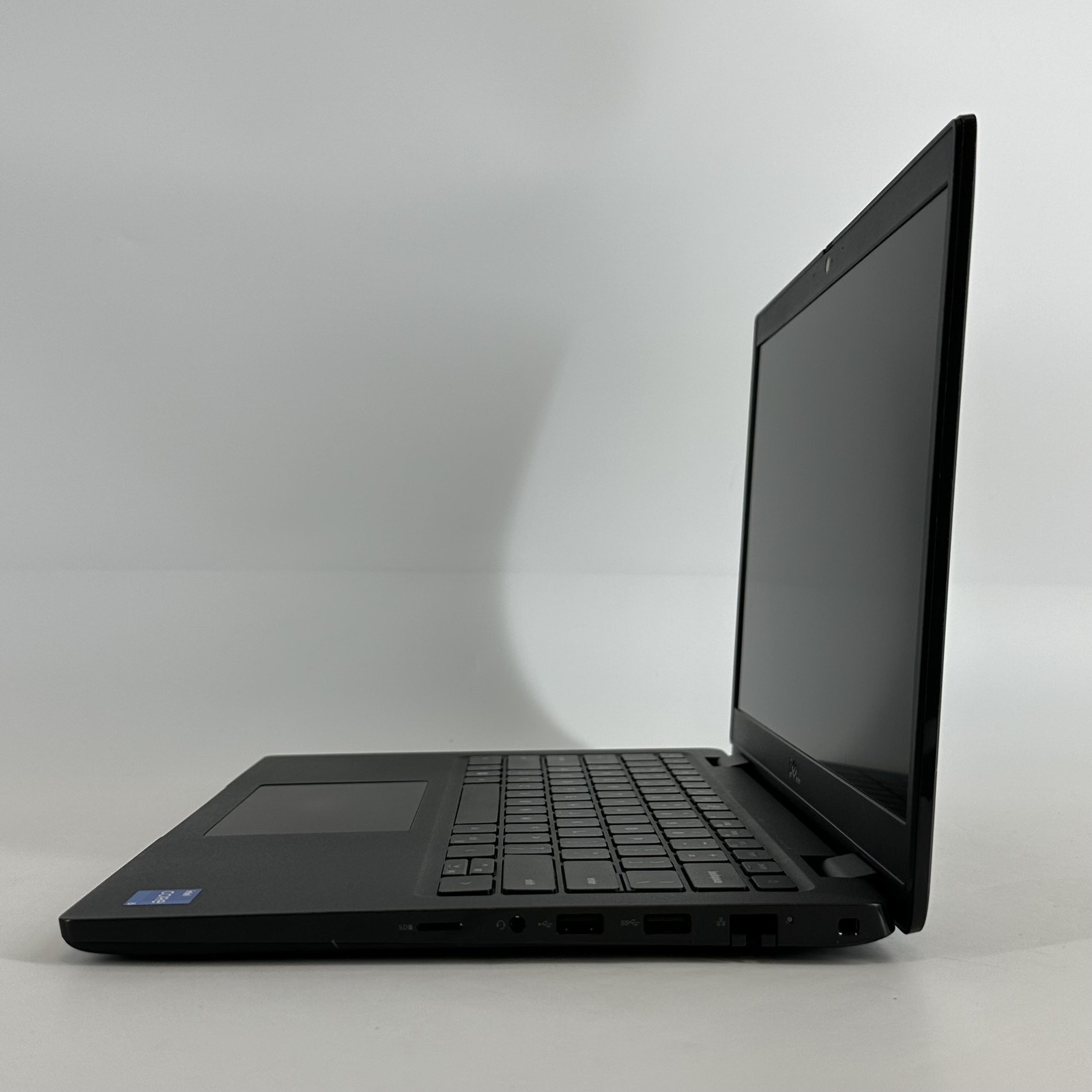 Dell Latitude 3420 14 FHD i5-1135G7 2.40GHz 16GB 256GB SSD Good FRAME SPLIT