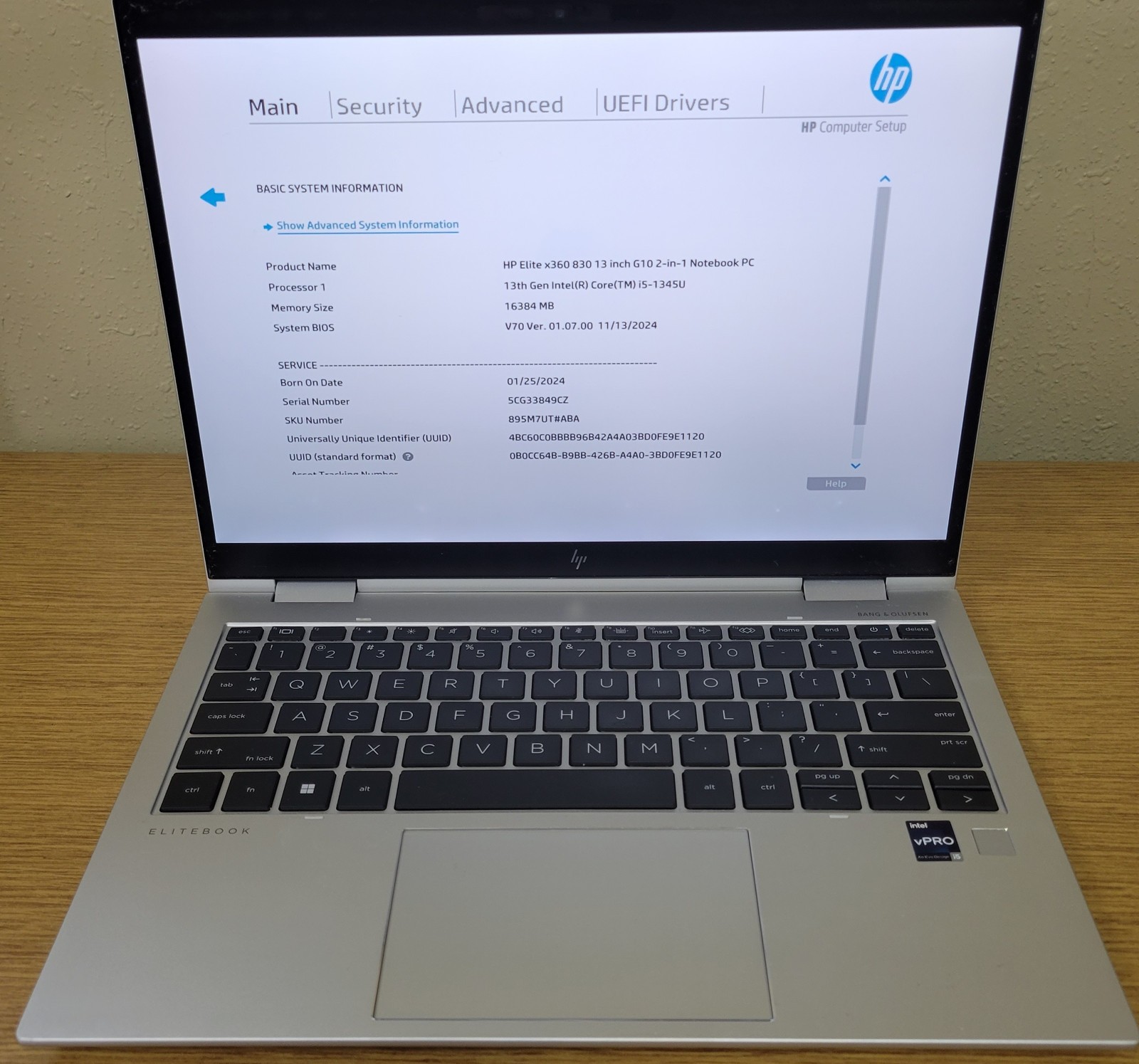 HP EliteBook 830 G10 x360 i5-1345U 16GB DDR4 256GB NVMe Iris Xe No OS