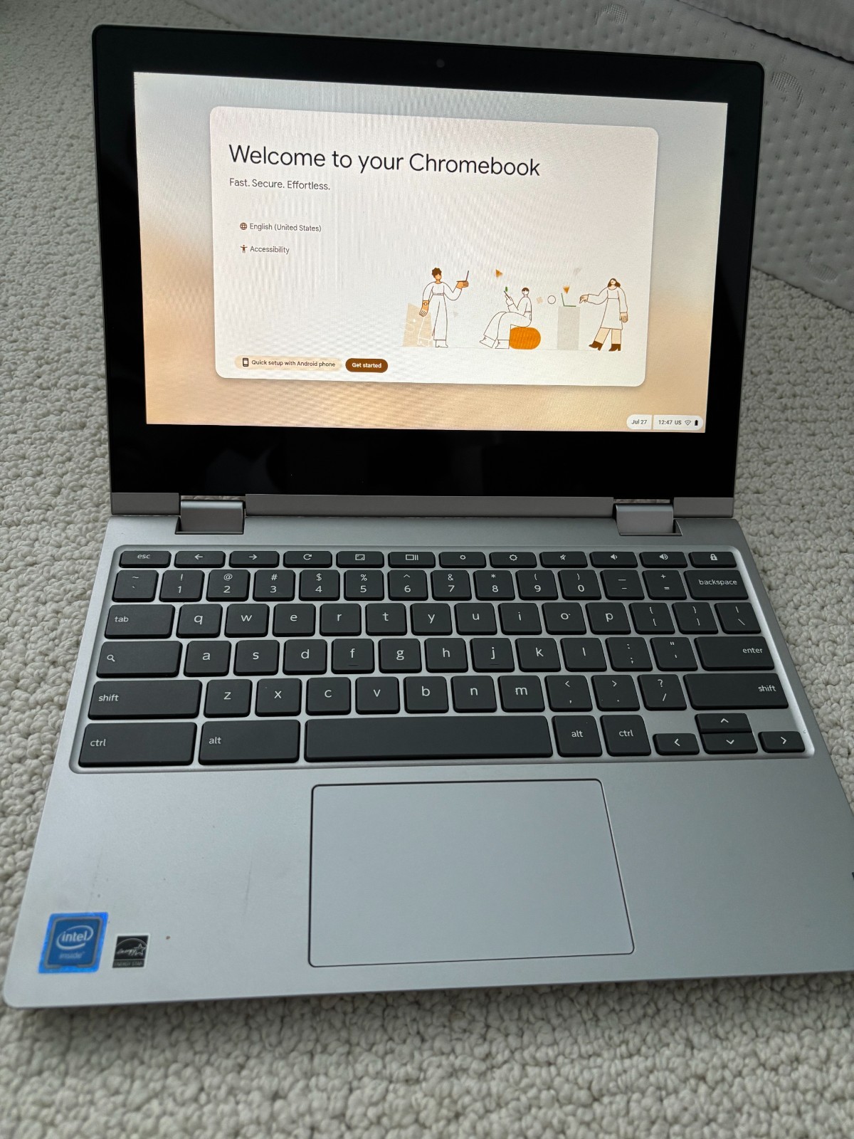 Lenovo Chromebook C340-11 Laptop 11″ Computer Touchscreen 1.10 GHz 4GB Case Cord