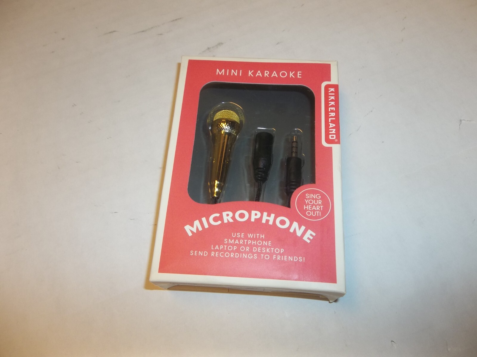 Kikkerland Mini Karaoke Microphone for smartphone/laptop/desktop