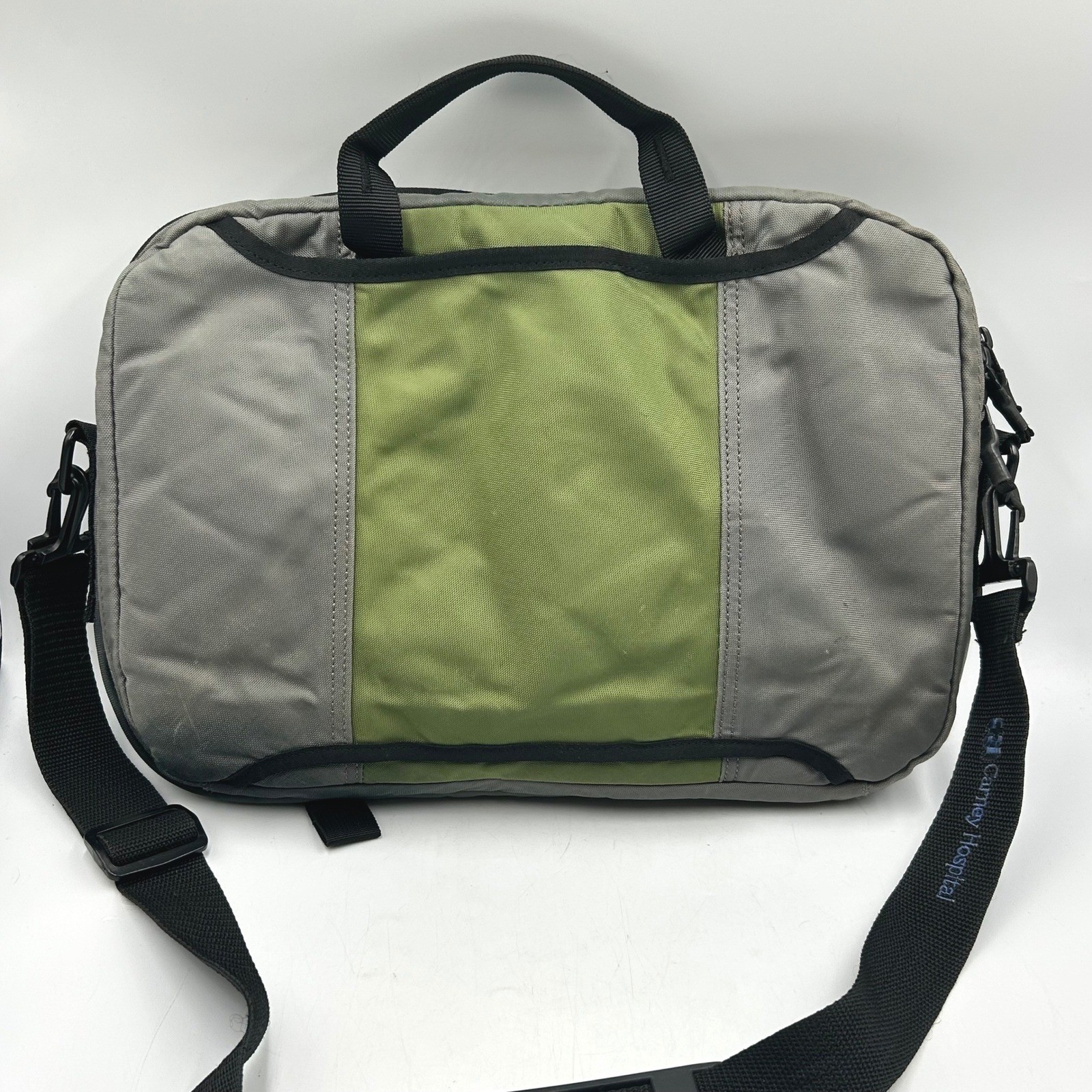 Timbuk2 Messenger Bag Grey Green Small Laptop Briefcase 15 x 11.5 x 2.5 in