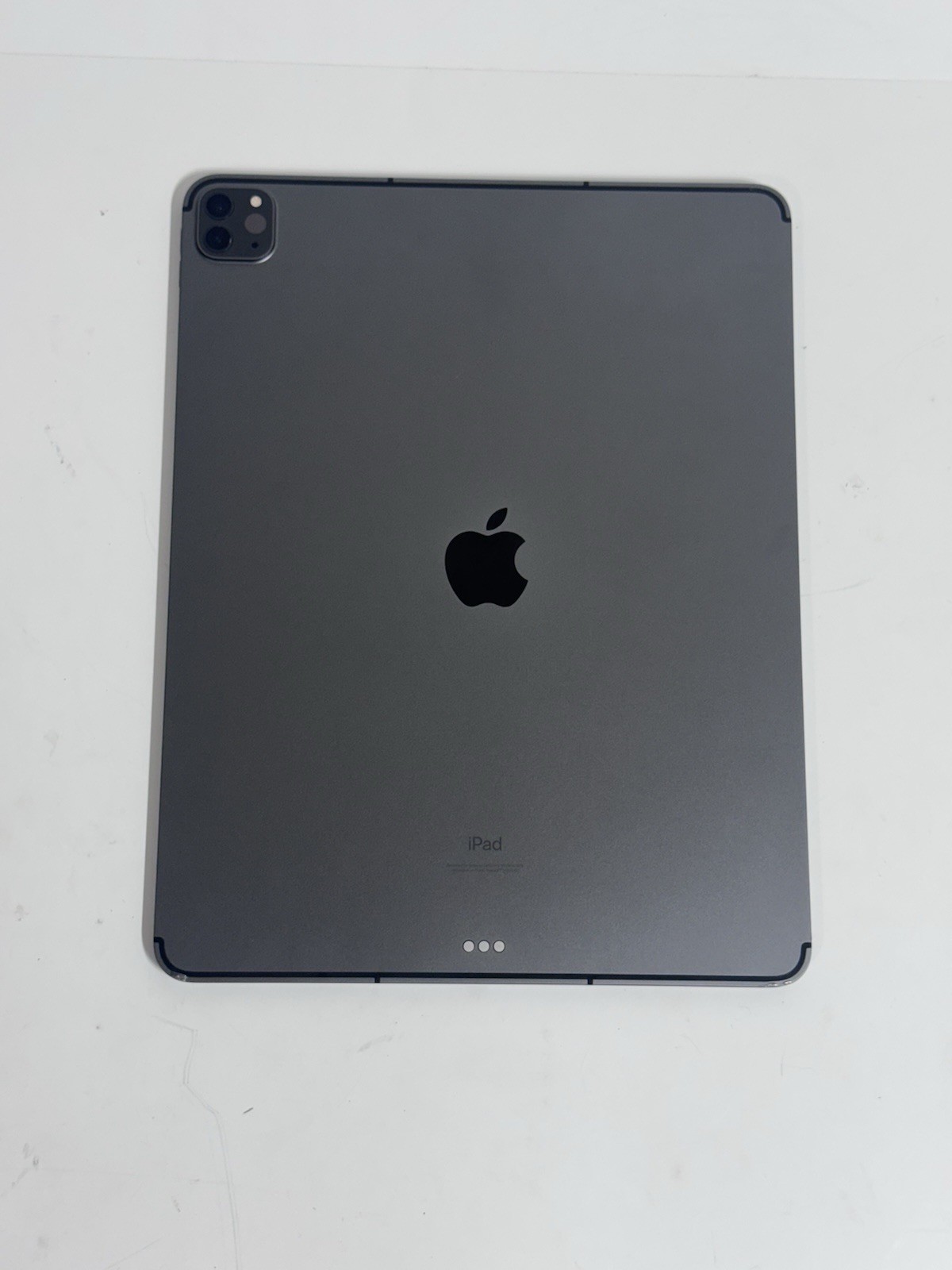 Apple iPad Pro 12.9 5th Generation – 256GB – Space Gray (Cellular) A2379 Good