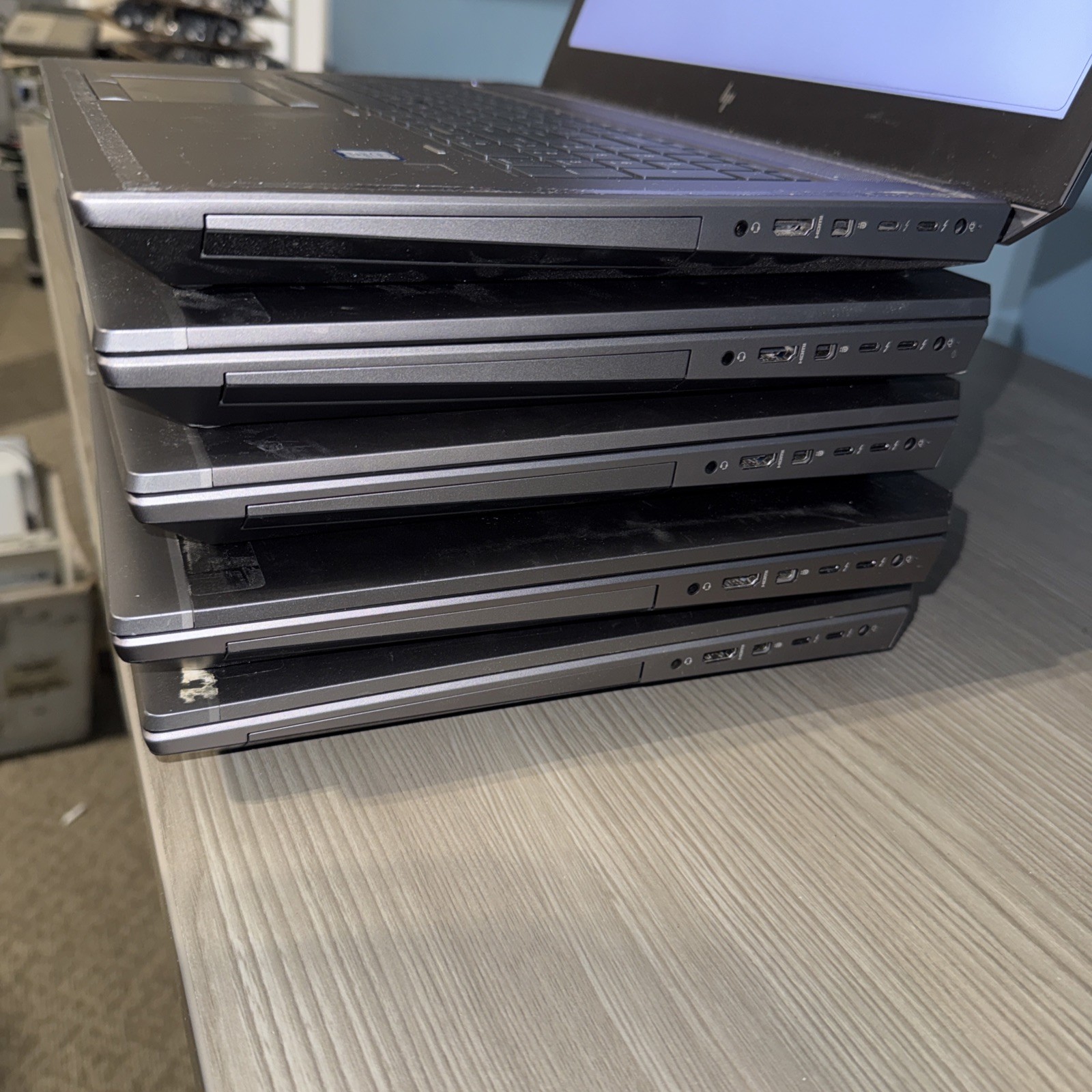 Lot of (5) HP ZBook 17 G5 G6 17″ Laptops Intel Core i5 8th 9th Gen 8GB RAM *READ