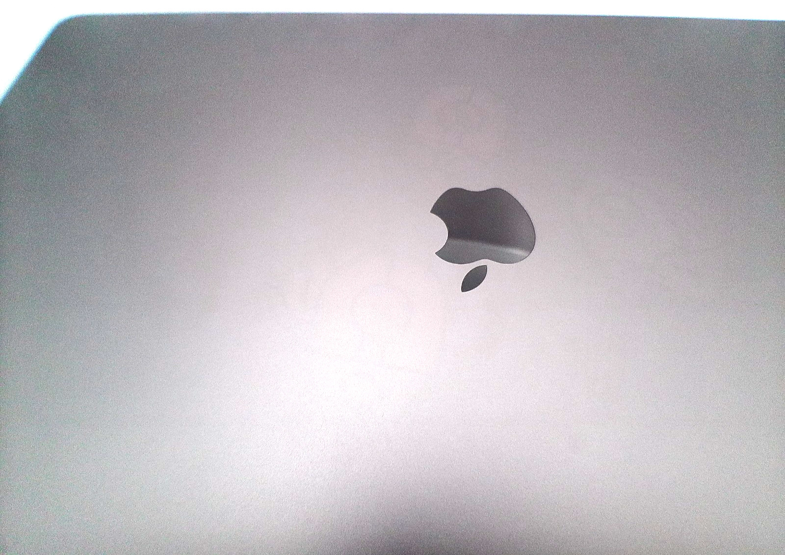 APPLE MACBOOK PRO A2141 16-INCH, 2019, i9-9980HK, 16GB, 1TB, 91% Battery