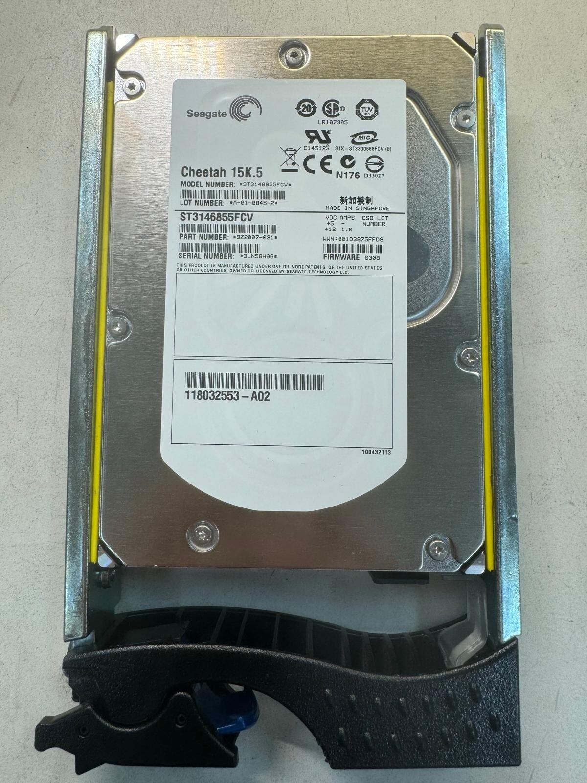 EMC 005048730 146GB 15K RPM 16MB 4 Gb/s Fibre channel 3.5″ HDD