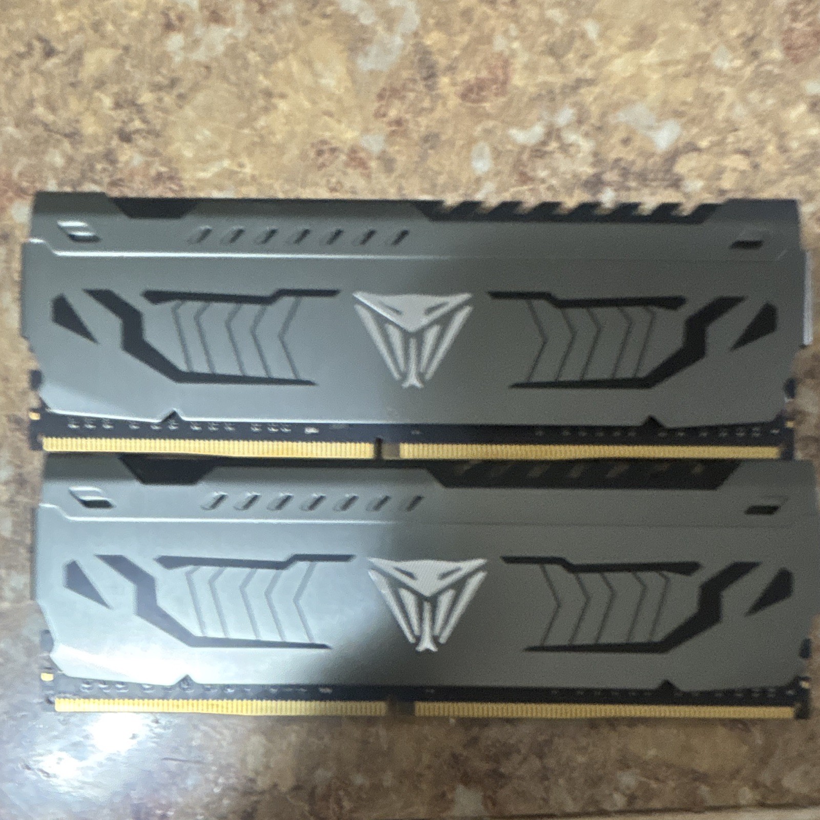 Patriot Viper Steel 32GB (2x16GB) DDR4 3000MHz PC4-24000 288-Pin DIMM RAM