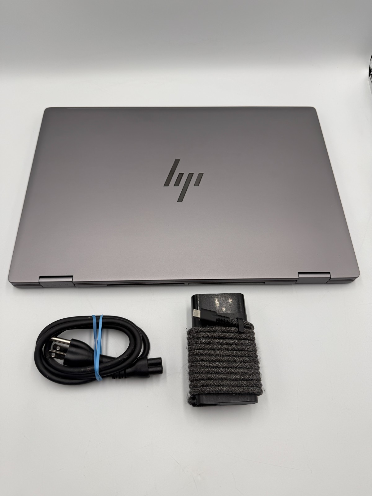 HP Envy x360 16 2-in-1 Laptop AMD Ryzen 7 8840HS 16GB RAM 1TB SSD