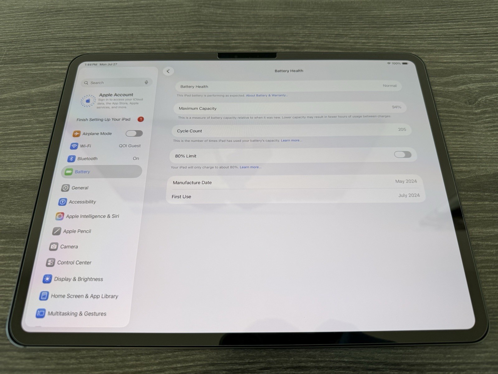 Apple iPad Pro 13-inch 256GB Wi-Fi Bundle, Apple Pencil Pro & Smart Folio Case