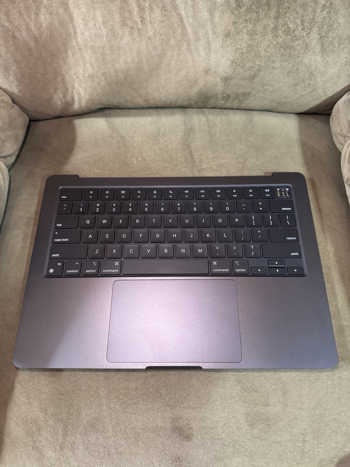 Macbook Pro M3 Pro/Max 14 inch Keyboard with Frame and battery, A2992