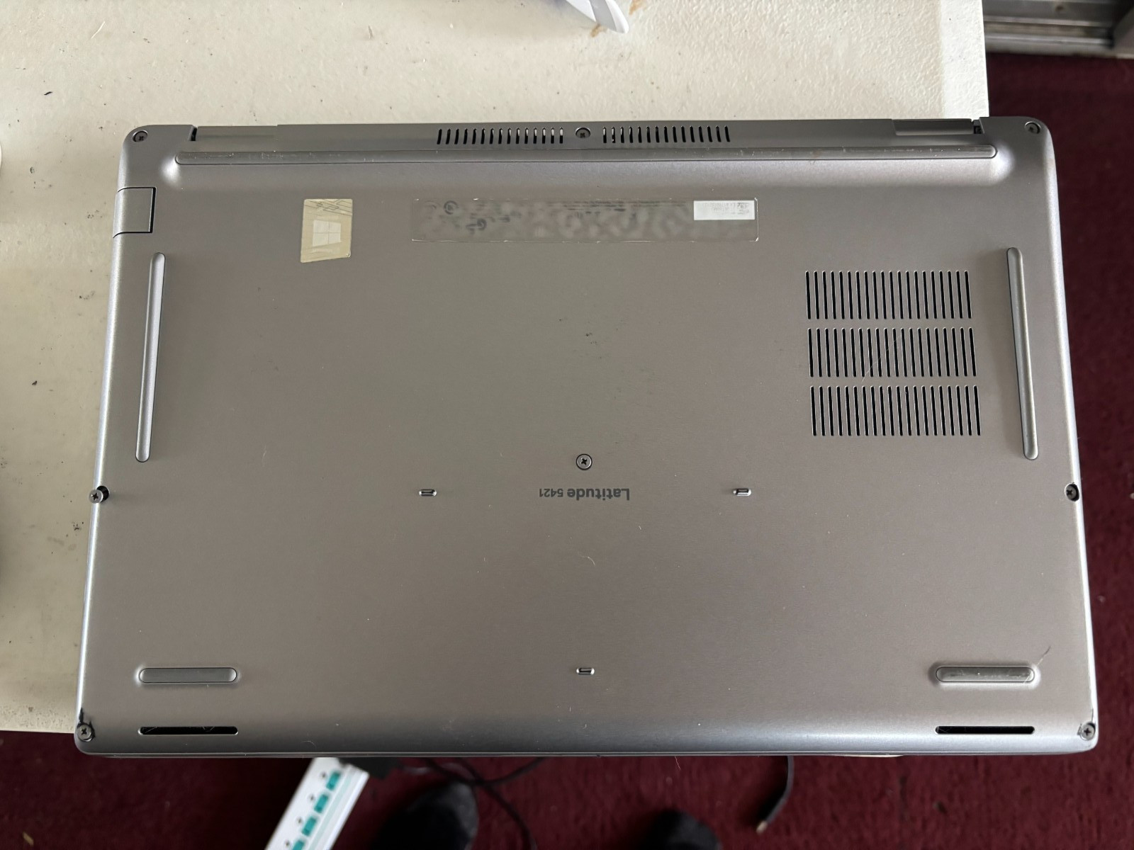 Dell Latitude 5421 14″ FHD i5-11400H 16GB RAM 256GB SSD Windows 11 Pro Laptop