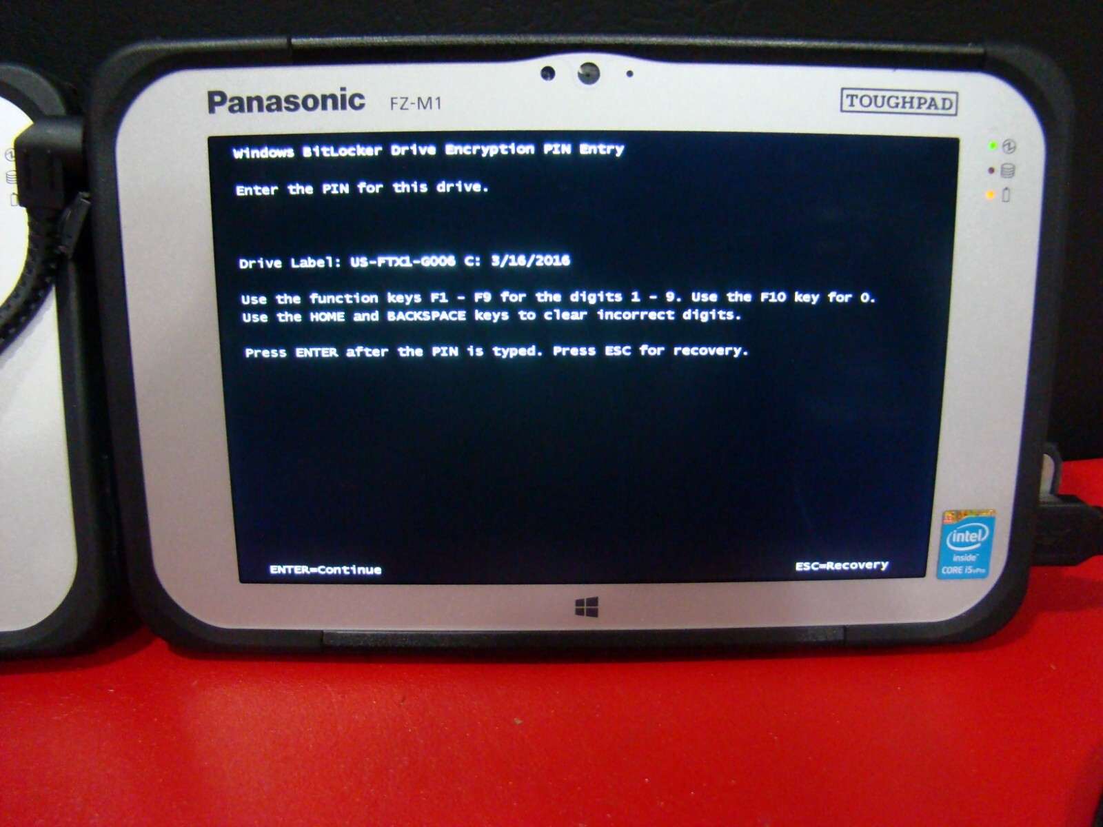 Panasonic Toughpad FZ-M1 i5 1.60GHz 8GB 128GB (FZ-M1CEAAXBM) READ DESCRIPTION