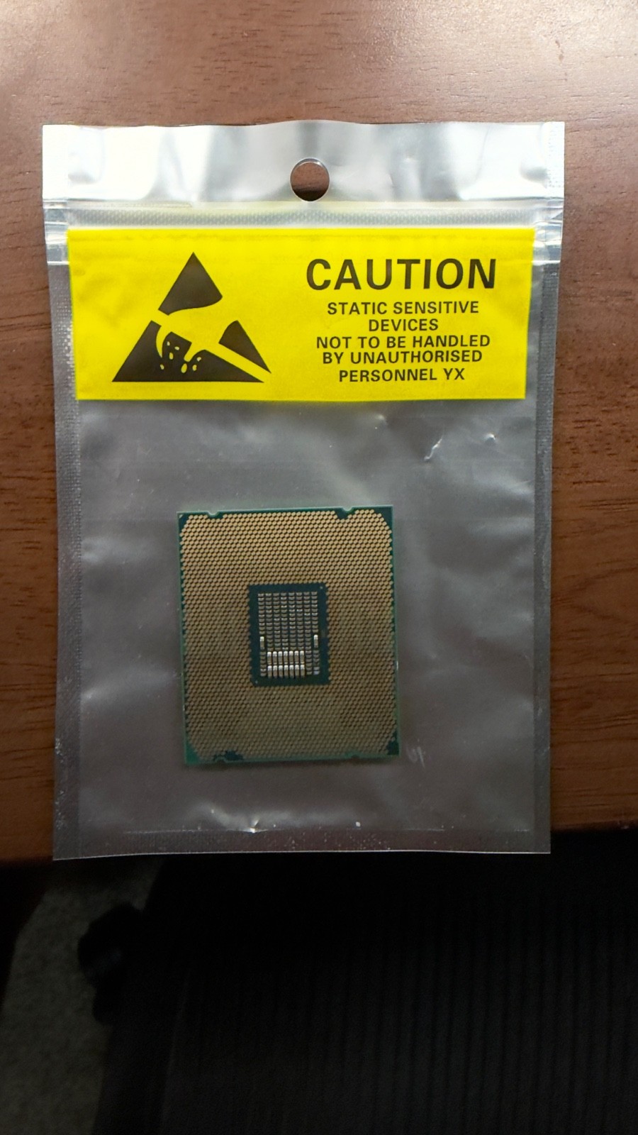 INTEL XEON 18 CORE PROCESSOR W-2195 2.30GHZ / 4.30GHZ 140W FCLGA2066 CPU SR3RX