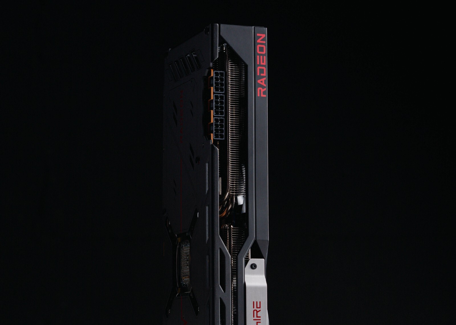 SAPPHIRE PULSE AMD Radeon RX 7900 XTX 24GB GDDR6 Graphics Card