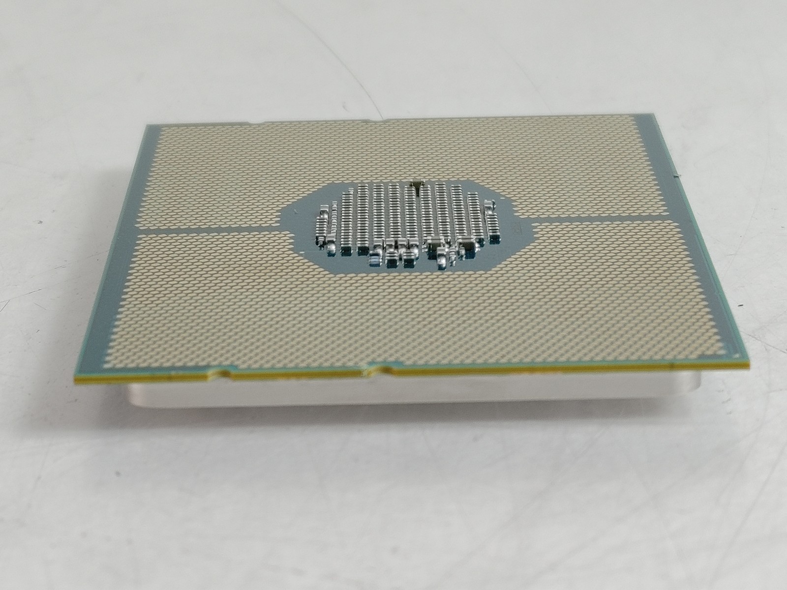 Intel Xeon Gold 5215 2.50 GHz LGA 3647-0 Server CPU Processor SRFBC
