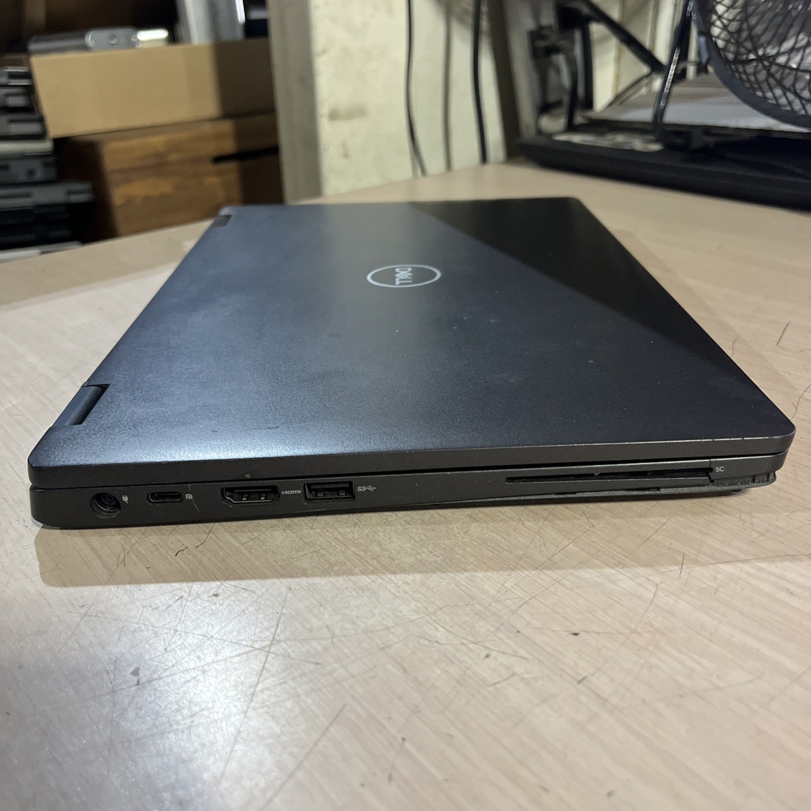 DELL LATITUDE 5300 2 IN 1 INTEL CORE I7-8665U 1.90GHZ 16GB RAM NO HD / TOUCH ‘