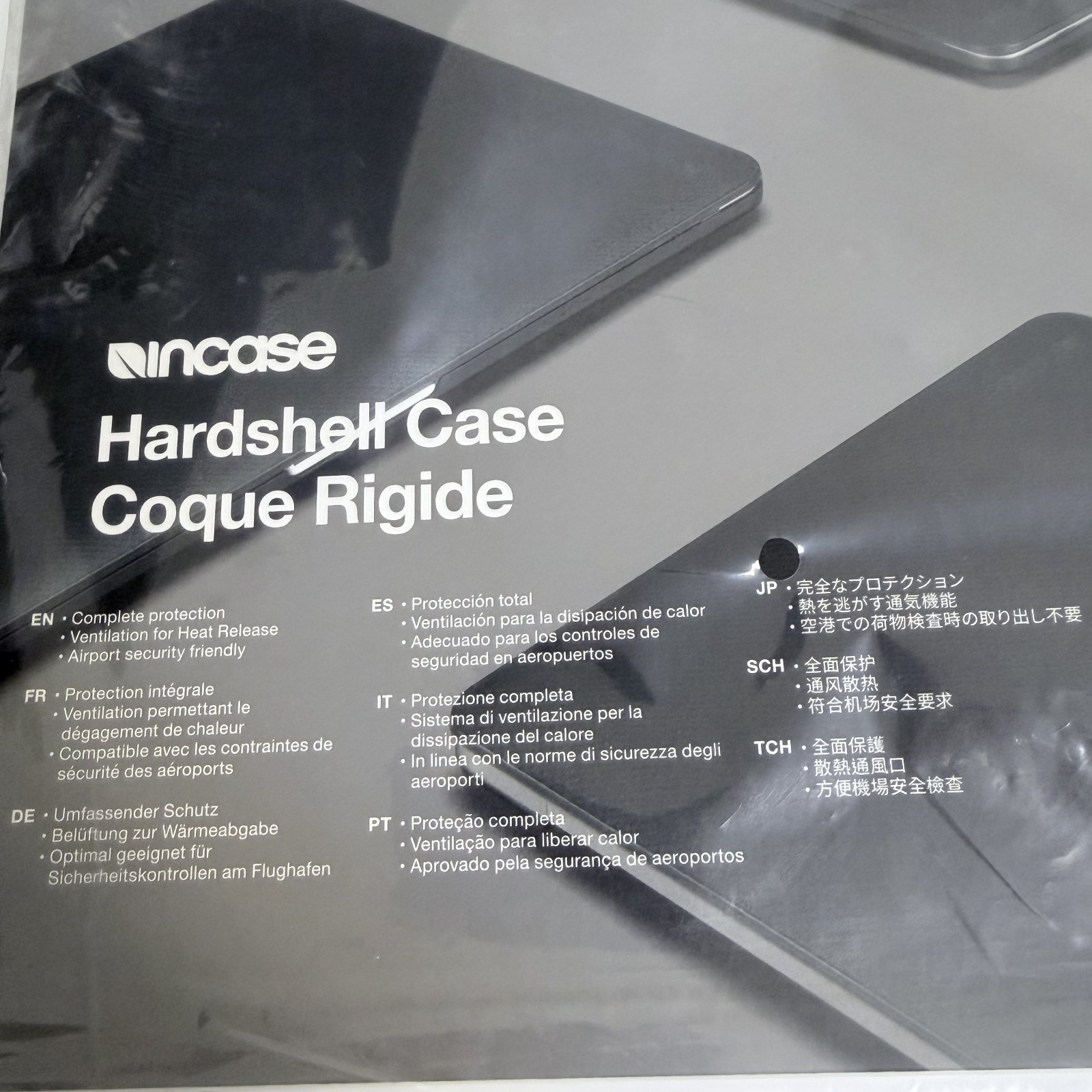 New Incase Hardshell Case for 2020 MacBook Pro 13″ Black INMB200629-BLK