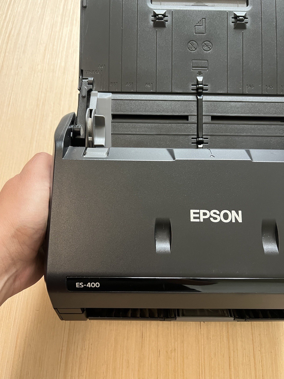 Epson WorkForce ES 400 J381A Duplex Color Document Scanner W/ Adapter & USBRead
