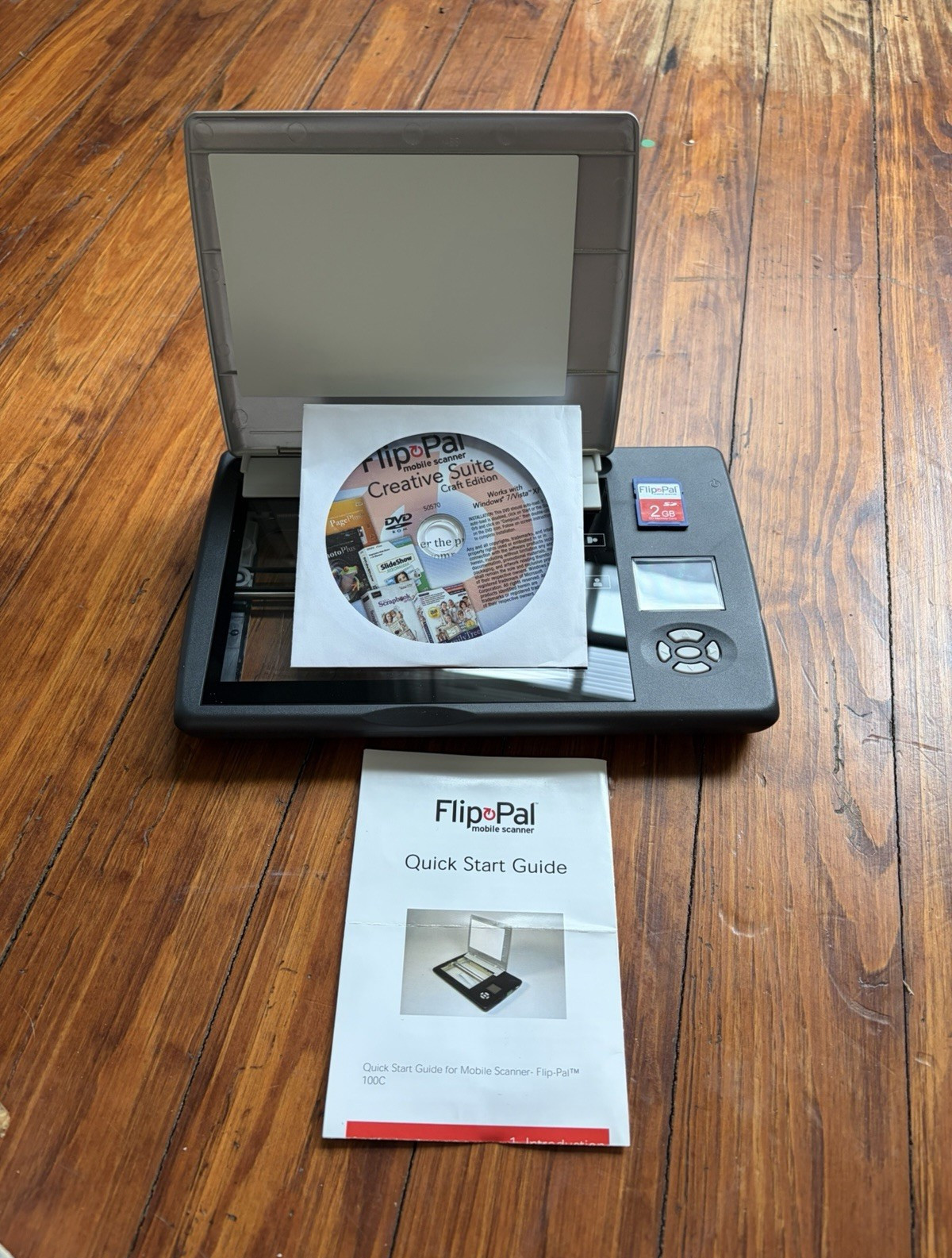 Flip-Pal 100C Portable Mobile Scanner w/ 2GB Mem / Manual / CD. No box. Tested.