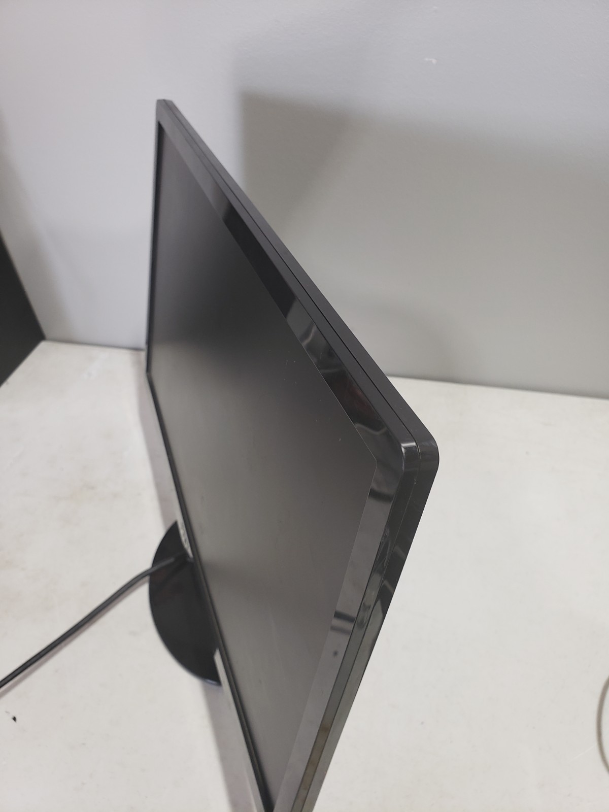 Acer S202HL 20″ 1600 x 900 LCD Monitor w/ Stand & Power Adapter