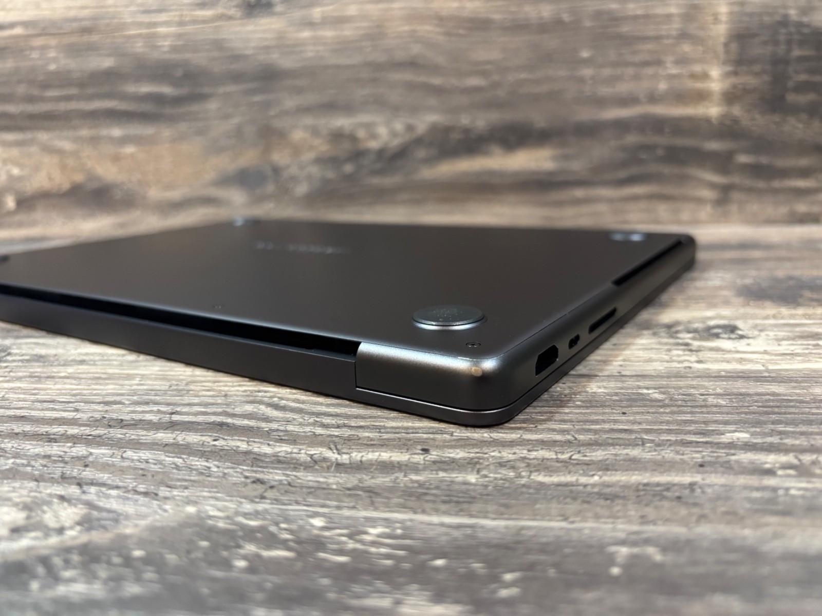 2023 MacBook Pro 14” | M3 Pro 11/14 | 18GB RAM 512GB SSD A2992 Space Black 95%*