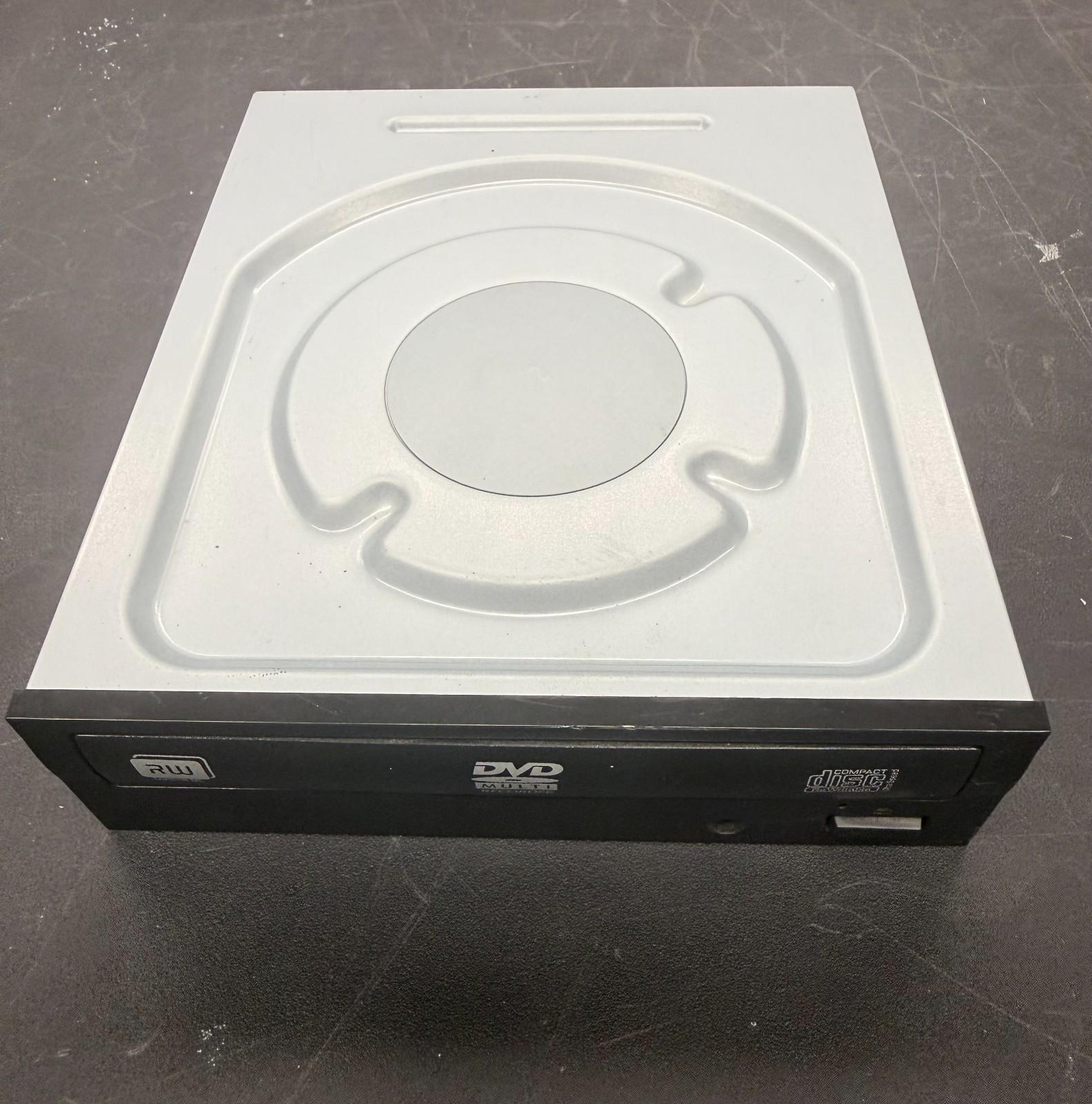 Lite-On iHAS124-14 EUV 24x SATA DVD-RW CD-RW Internal Optical Drive